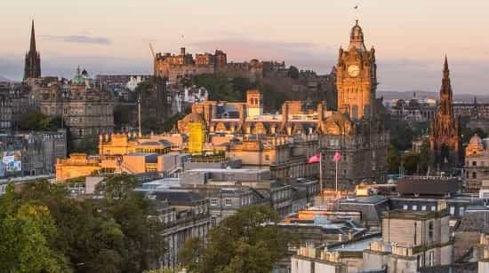 Edinburgh Scotland Capital is the Best Places to Visit in the UK