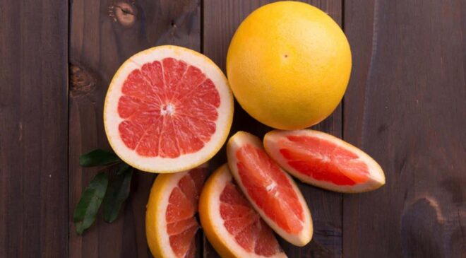 fat-burning food (Slice of Grapefruit in salad will increase your metabolism)
